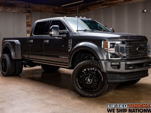 Used 2022 Ford F450 Platinum w/ FX4 Off-Road Package image 1