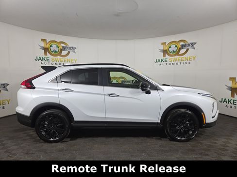 New 2026 Mitsubishi Eclipse Cross Black Edition image 8