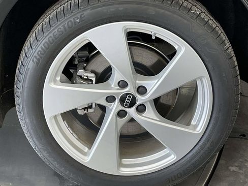 New 2025 Audi Q5 Premium Plus image 12