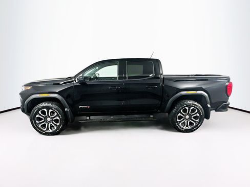 Used 2024 GMC Canyon AT4 w/ AT4 Premium Package AWD/4WD image 4