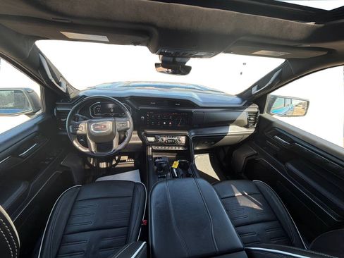 Used 2023 GMC Sierra 1500 AT4X AWD/4WD image 11