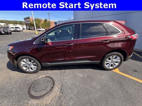 Used 2022 Ford Edge Titanium w/ Equipment Group 301A image 4