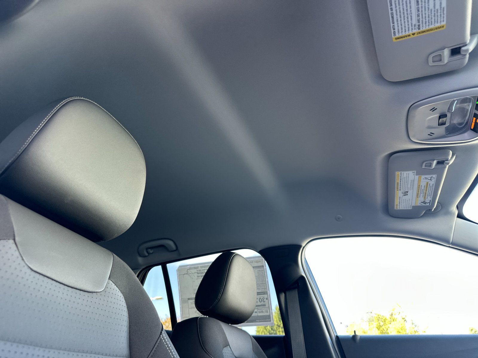 New 2026 Chevrolet Trax LT w/ LT Convenience Package FWD image 17