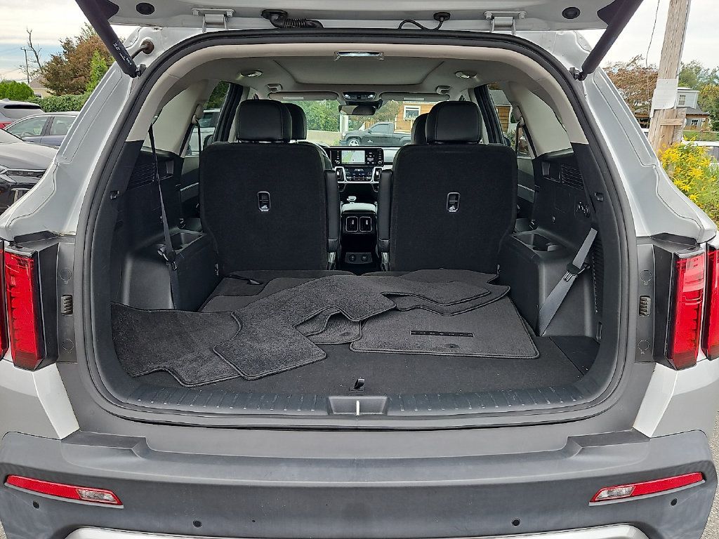Certified 2022 Kia Sorento X-Line EX AWD/4WD image 32