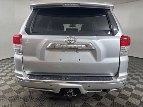 Used 2011 Toyota 4Runner SR5 image 21