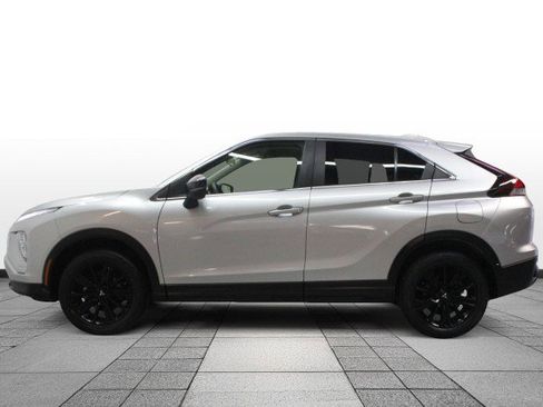 Used 2023 Mitsubishi Eclipse Cross LE image 4