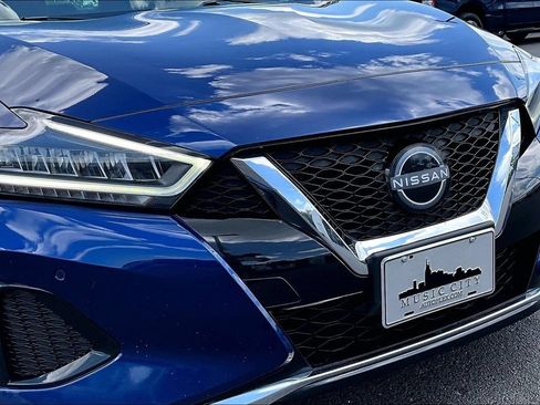 Used 2023 Nissan Maxima SL FWD image 34