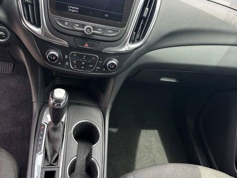 Used 2019 Chevrolet Equinox LT w/ Sun & Navigation Package FWD image 7