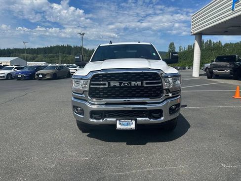 Used 2024 RAM 2500 Big Horn w/ Off Road Package AWD/4WD image 7