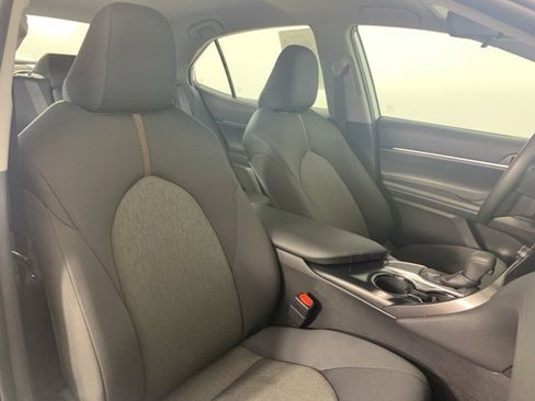 Used 2020 Toyota Camry LE image 26