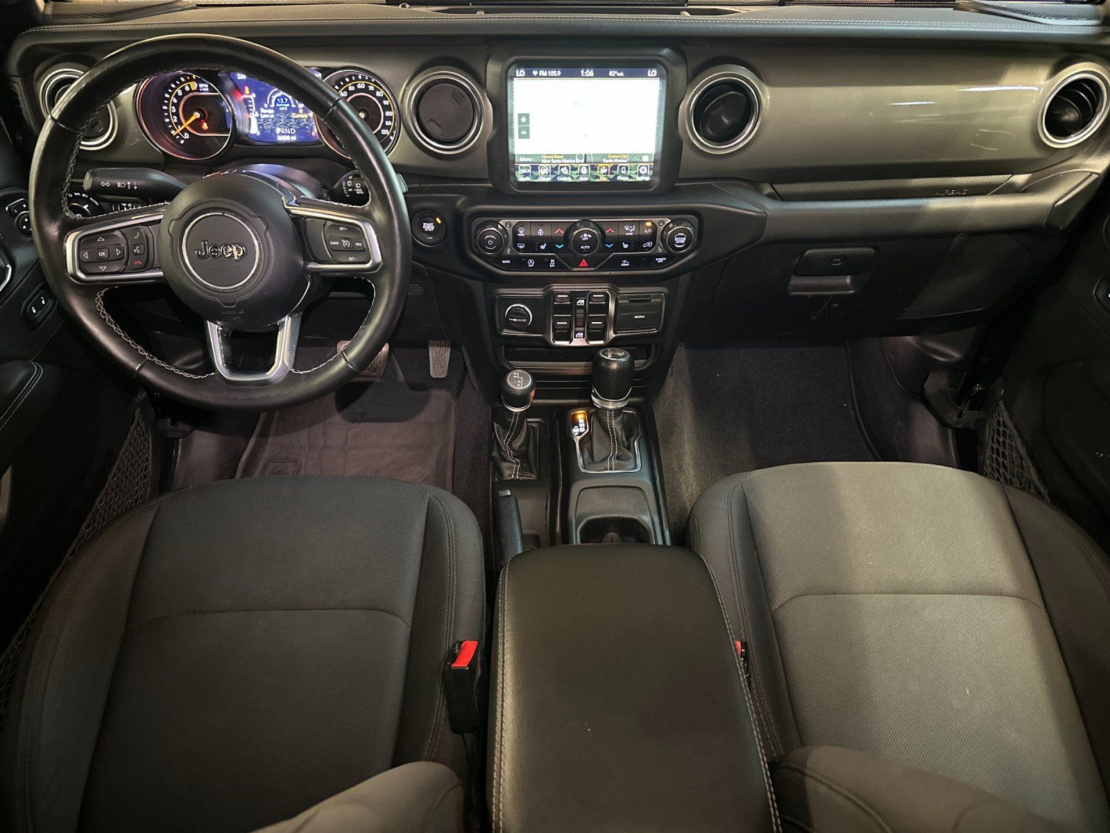Certified 2022 Jeep Wrangler Unlimited Sahara w/ Cold Weather Group AWD/4WD image 12