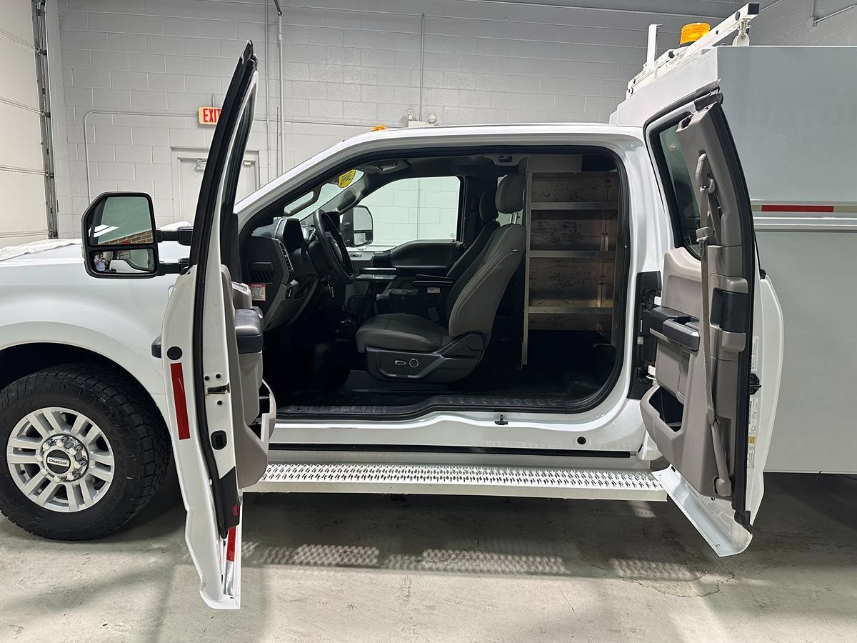 Used 2017 Ford F350 XLT RWD image 29