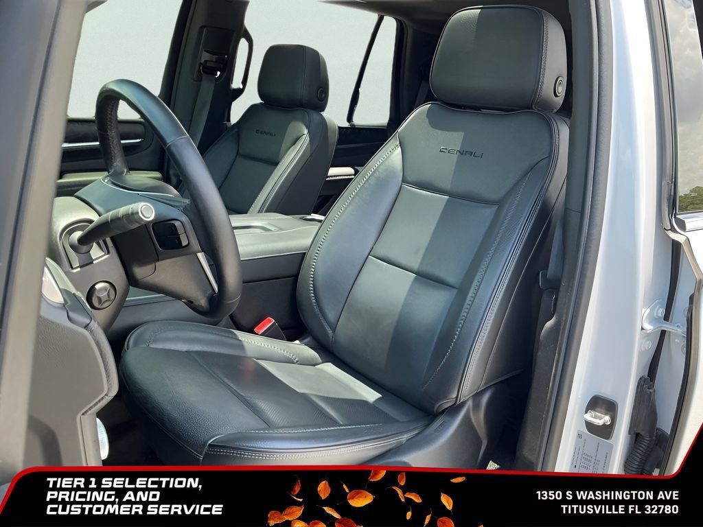 Used 2022 GMC Yukon Denali RWD image 30