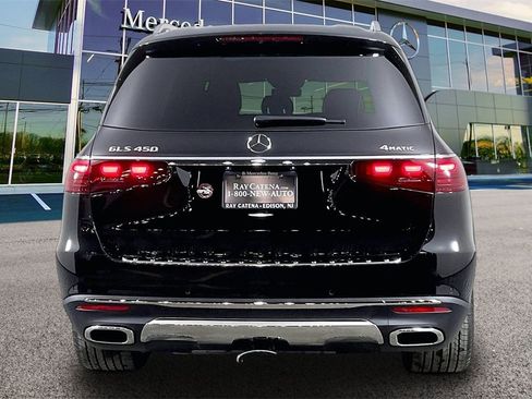 New 2026 Mercedes-Benz GLS 450 4MATIC image 4