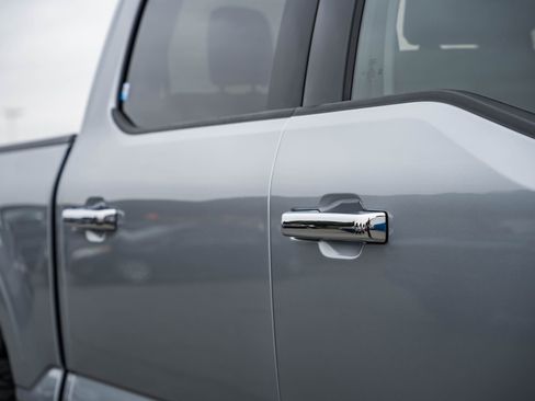 Used 2025 Ford F150 XLT w/ Equipment Group 301A Standard image 19