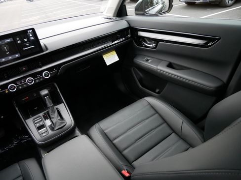 Used 2026 Honda CR-V EX-L image 11