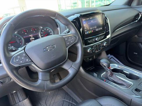 Used 2023 Chevrolet Traverse RS w/ LPO, Floor Liner Package image 20