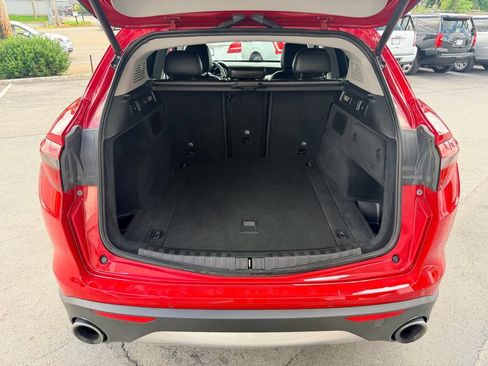 Used 2018 Alfa Romeo Stelvio Sport w/ Quick Order Package 22J Sport AWD/4WD image 14