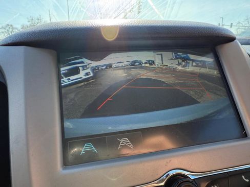 Used 2018 Chevrolet Cruze LS image 25