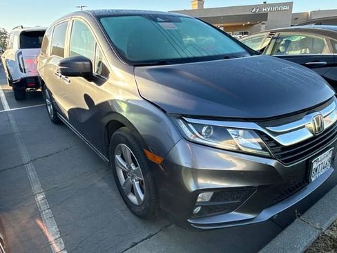 Used 2019 Honda Odyssey EX-L image 2