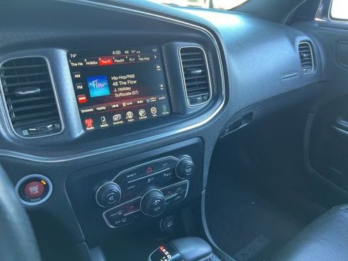 Used 2016 Dodge Charger SRT w/ Harman/Kardon Audio Group image 29