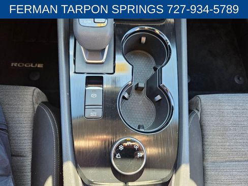 Used 2023 Nissan Rogue SV image 28