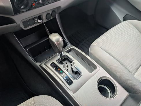 Used 2015 Toyota Tacoma PreRunner w/ SR5 Package image 20