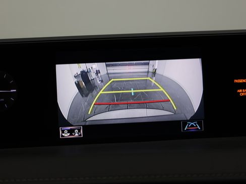 Used 2021 Lexus UX 200 w/ Accessory Package (Z2) FWD image 36