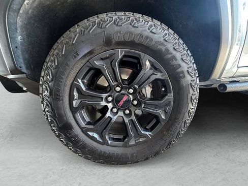 Used 2025 GMC Canyon Elevation w/ Convenience Package RWD image 29