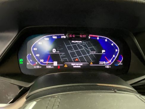 Used 2021 BMW ALPINA XB7 image 33