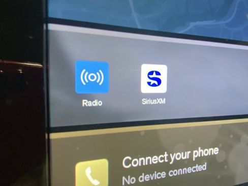 Certified 2023 Volvo XC40 B5 Plus w/ Driver Assist Package image 20