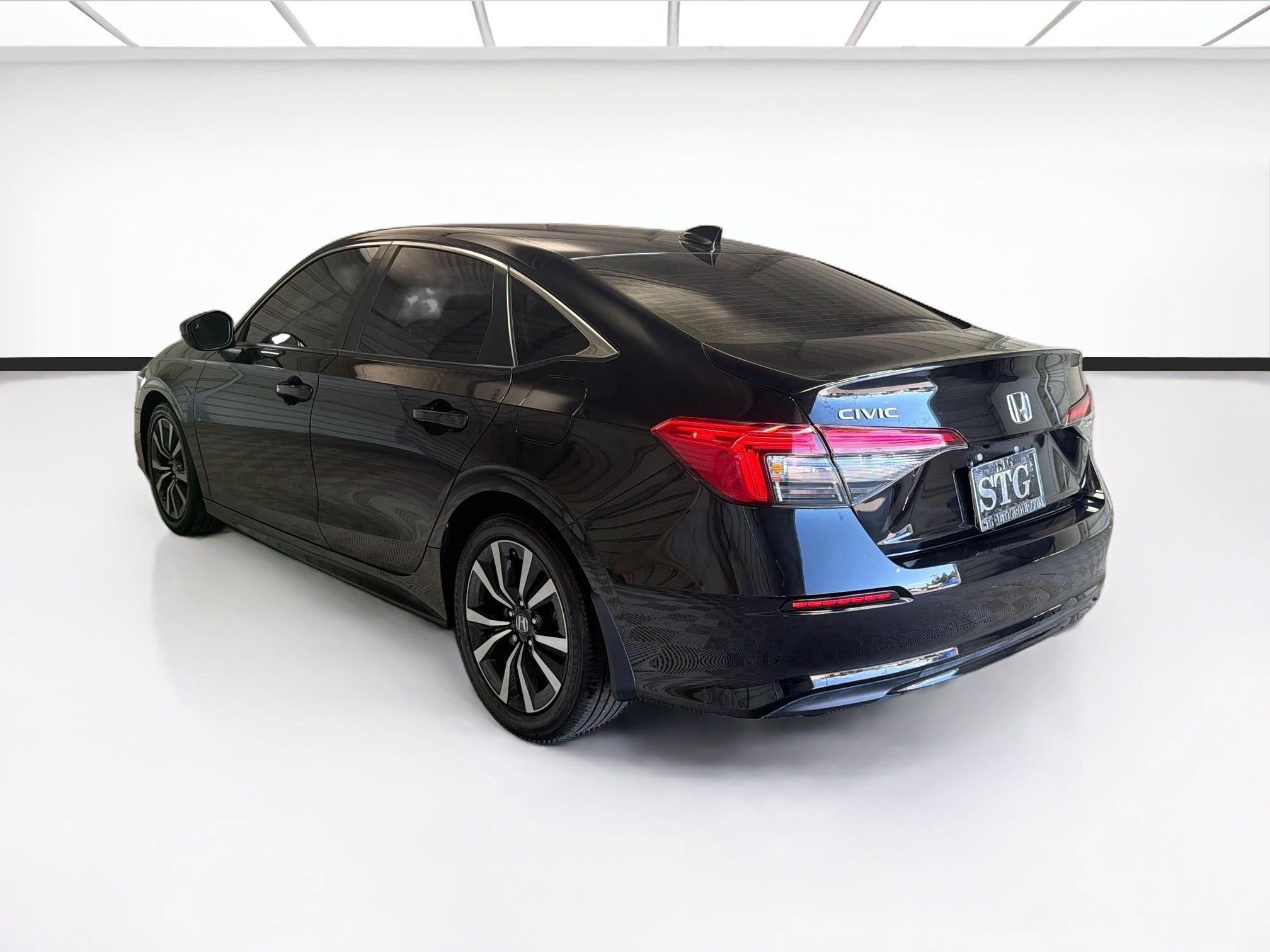 Used 2023 Honda Civic EX image 6