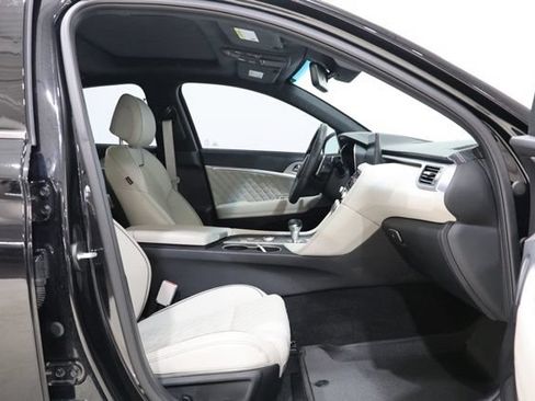 Used 2023 Genesis G70 3.3T w/ Sport Prestige Package AWD/4WD image 35