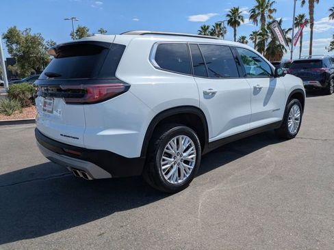Used 2024 GMC Acadia Elevation FWD image 6