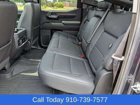 Used 2024 GMC Sierra 1500 SLT w/ SLT Premium Plus Package AWD/4WD image 32