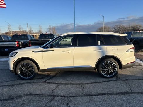 New 2026 Lincoln Aviator Reserve w/ Illumination Package image 8