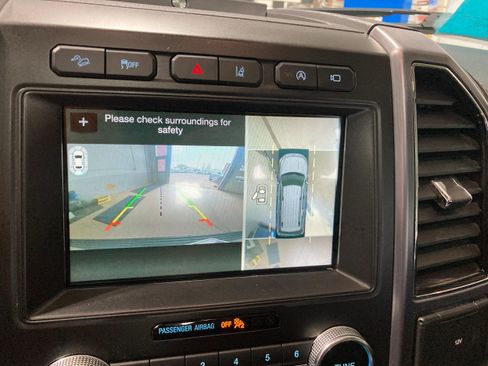 Used 2018 Ford Expedition Max Platinum AWD/4WD image 44