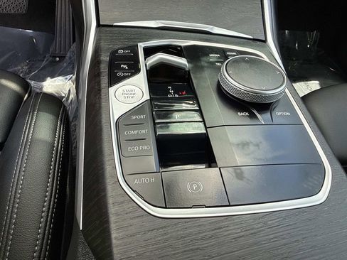 Used 2023 BMW 330i xDrive Sedan w/ Driving Assistance Package AWD/4WD image 36