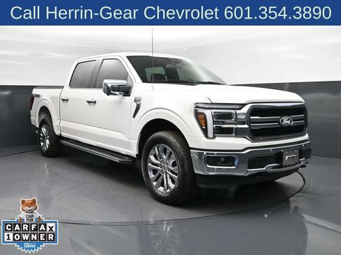 Used 2025 Ford F150 Lariat w/ Equipment Group 501A Mid AWD/4WD image 9