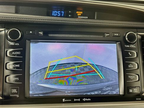 Used 2017 Toyota Highlander Limited AWD/4WD image 13
