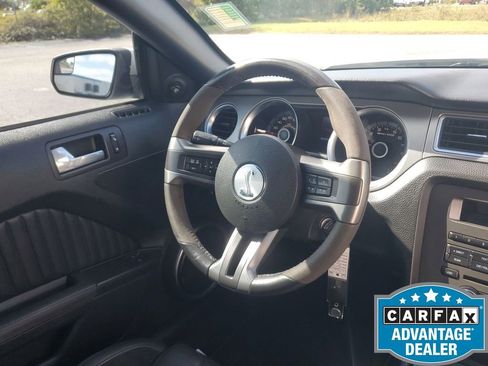 Used 2013 Ford Mustang Shelby GT500 image 17