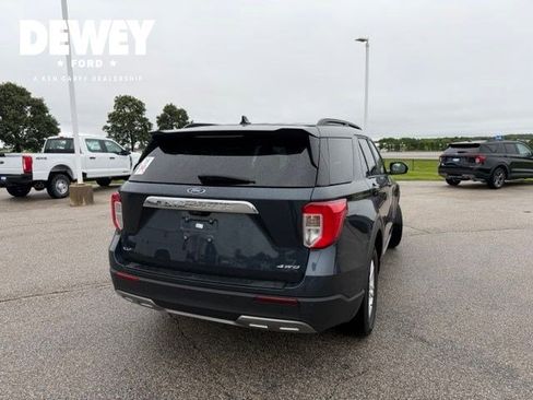 Used 2023 Ford Explorer XLT w/ Equipment Group 202A AWD/4WD image 13