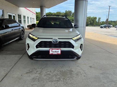 Used 2022 Toyota RAV4 XSE AWD/4WD image 7