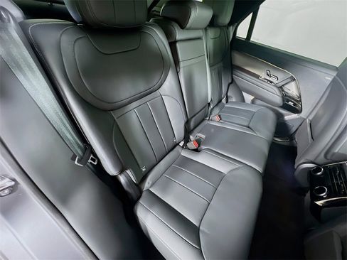 Certified 2024 Land Rover Range Rover Sport Dynamic SE image 29