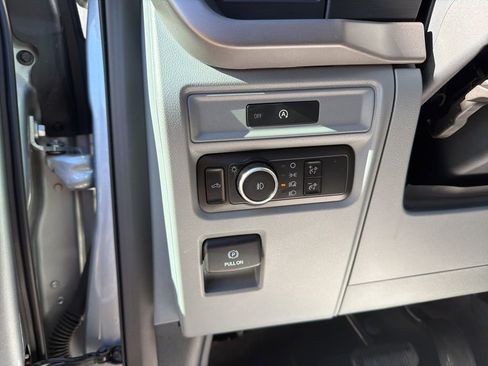 Used 2025 Ford F150 XLT w/ Equipment Group 301A Standard image 24