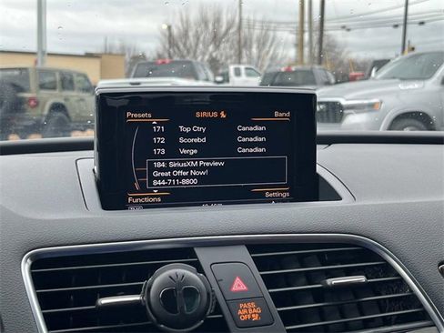 Used 2016 Audi Q3 2.0T Premium Plus w/ Technology Package image 33