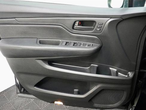 Used 2021 Honda Odyssey EX-L image 35
