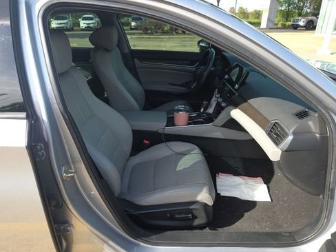Used 2019 Honda Accord EX-L image 16