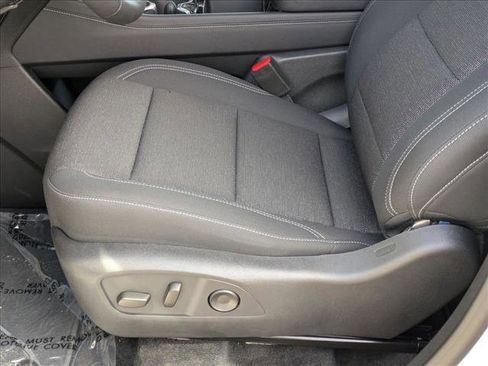 New 2026 Chevrolet Traverse LT image 4