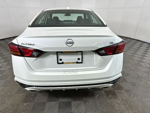 Certified 2025 Nissan Altima 2.5 SL FWD image 4